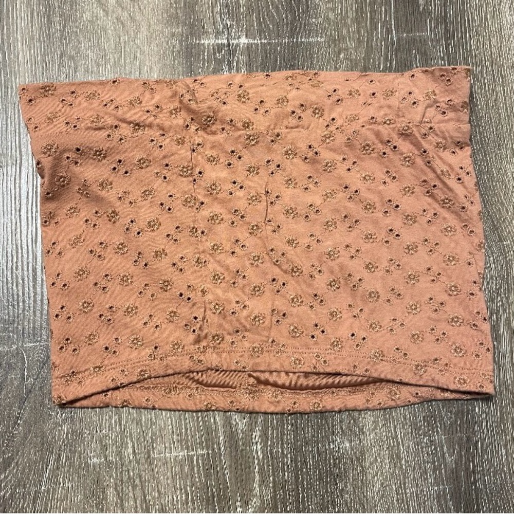 Floral Patterned Tube Top - Picture 2 of 3